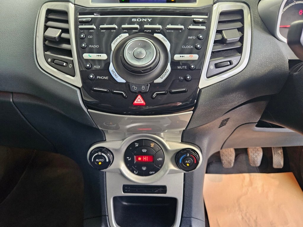 Used Ford Fiesta 2012 for sale - 76632351: Photo 18