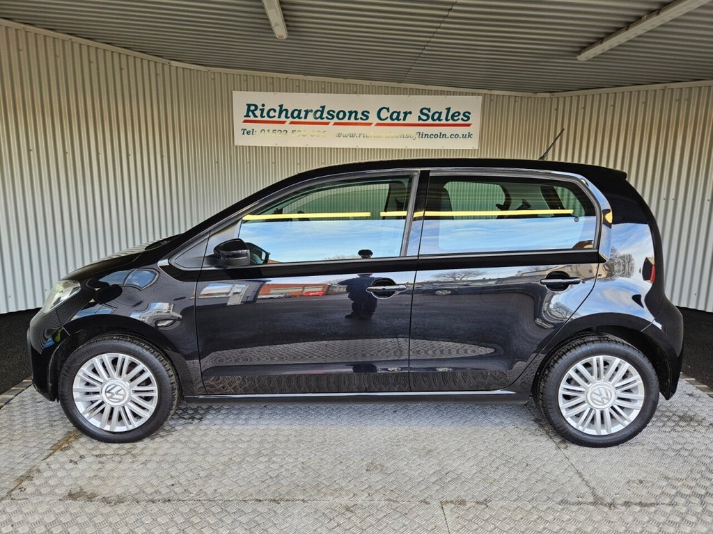 Used Volkswagen up! 2018 for sale - 77654919: Photo 7