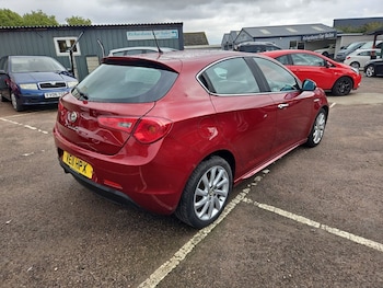 Used Alfa Romeo Giulietta 2011 for sale - 75986836: Photo