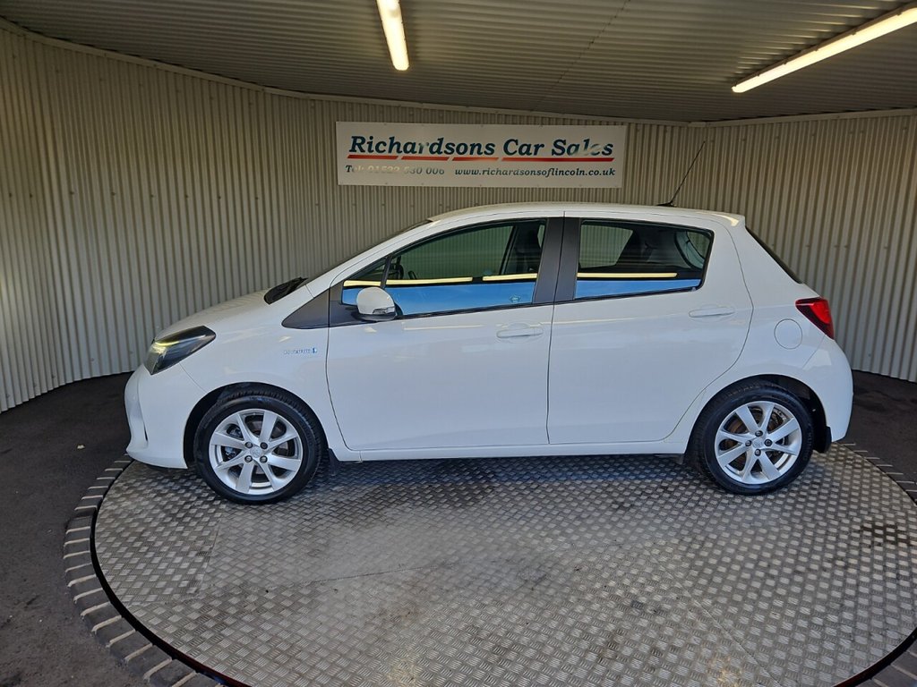 Used Toyota Yaris 2014 for sale - 76570297: Photo 13