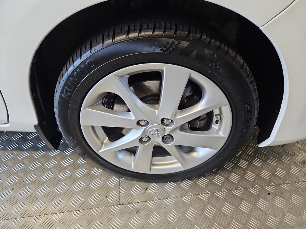 Used Toyota Yaris 2014 for sale - 76570297: Photo 23