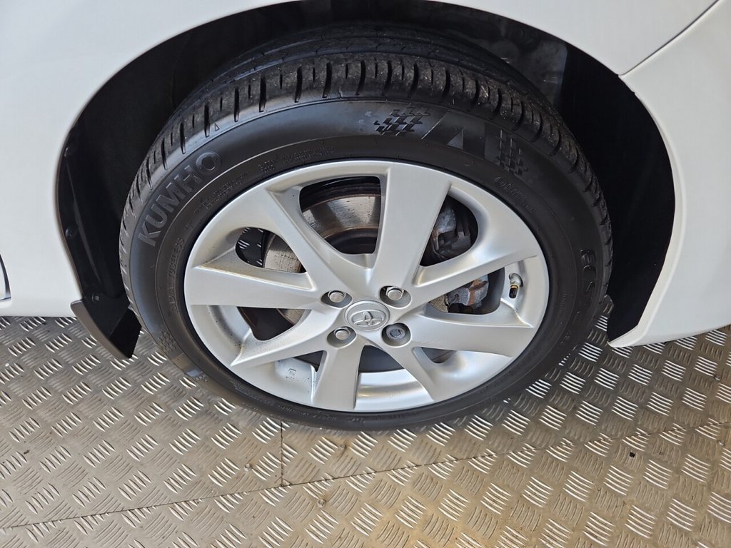 Used Toyota Yaris 2014 for sale - 76570297: Photo 5