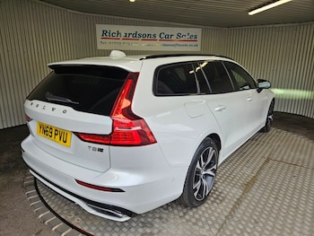 Used Volvo V60 2020 for sale - 78793516: Photo