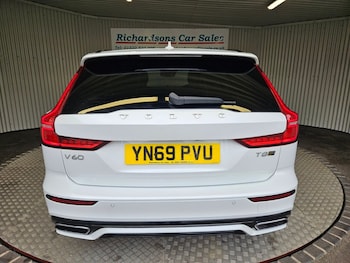 Used Volvo V60 2020 for sale - 78793516: Photo