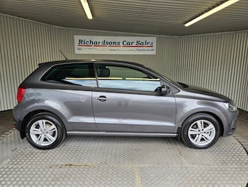 Used Volkswagen Polo 2016 for sale - 78487470: Photo