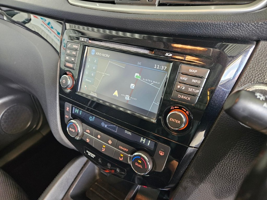 Used Nissan Qashqai 2015 for sale - 77667619: Photo 19