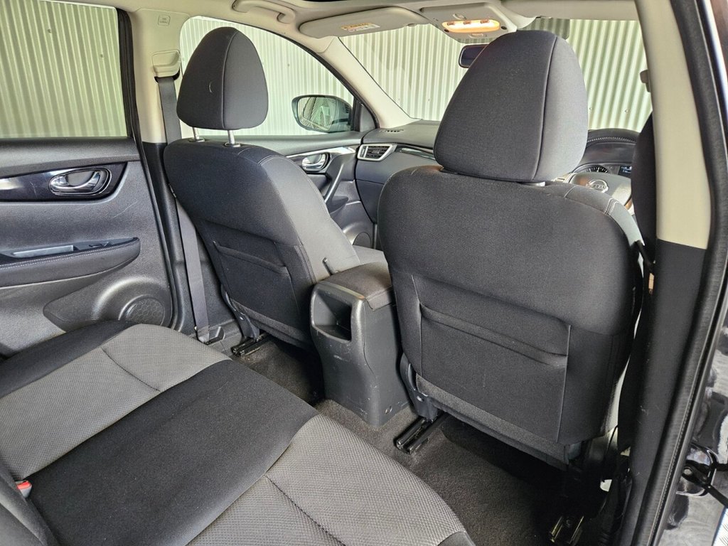 Used Nissan Qashqai 2015 for sale - 77667619: Photo 30