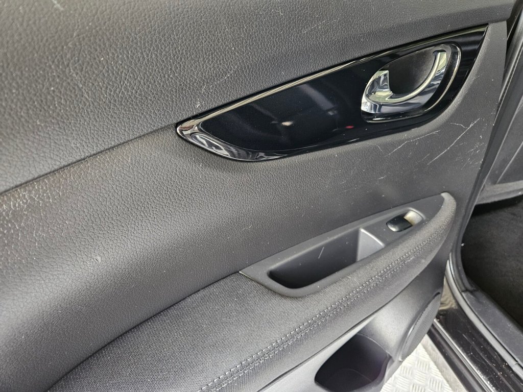 Used Nissan Qashqai 2015 for sale - 77667619: Photo 36