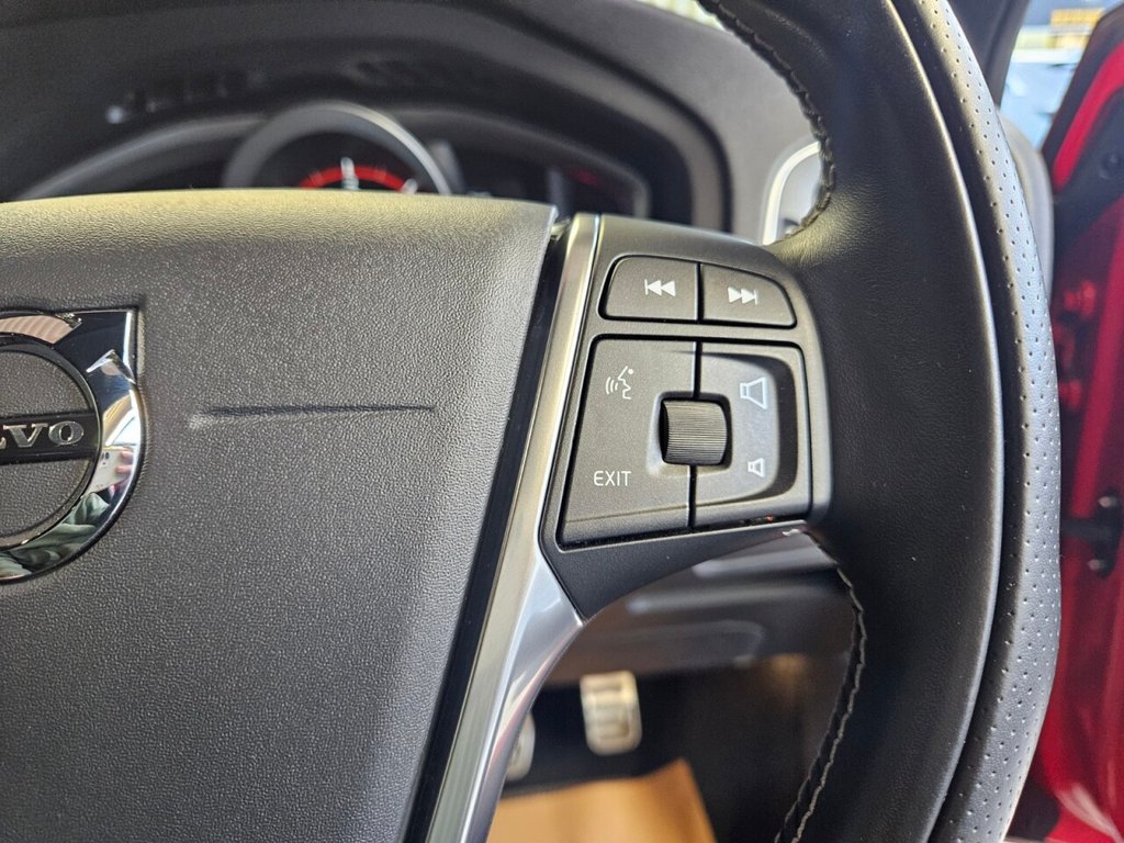 Used Volvo V40 2017 for sale - 77172186: Photo 14