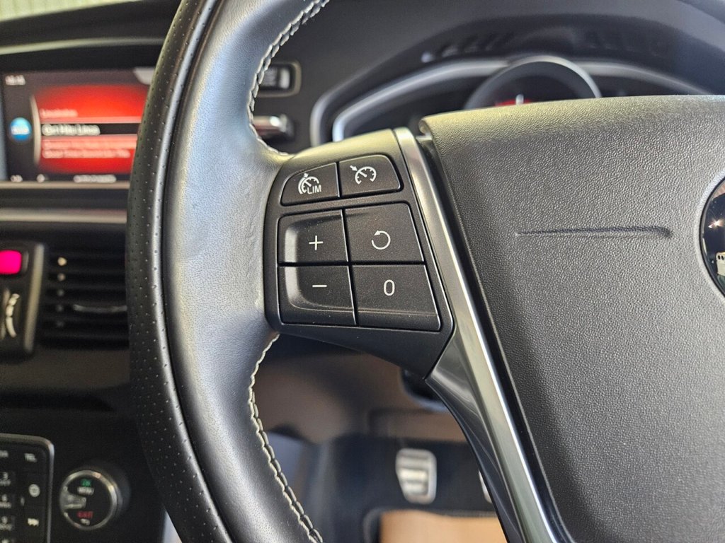 Used Volvo V40 2017 for sale - 77172186: Photo 15