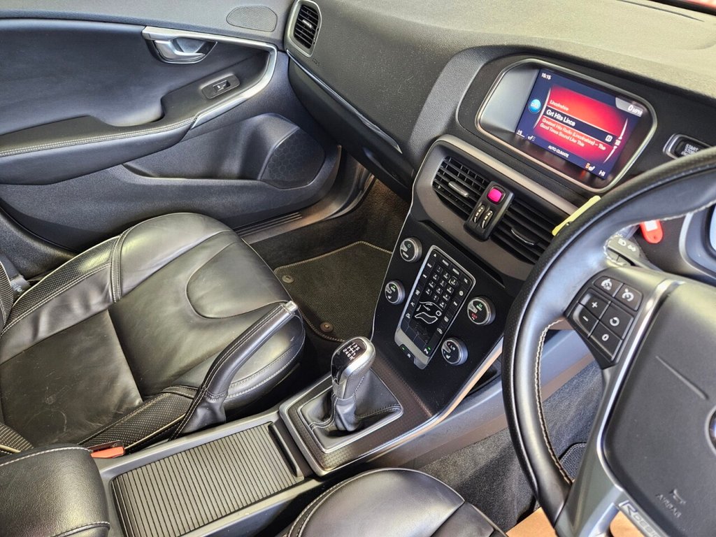 Used Volvo V40 2017 for sale - 77172186: Photo 16