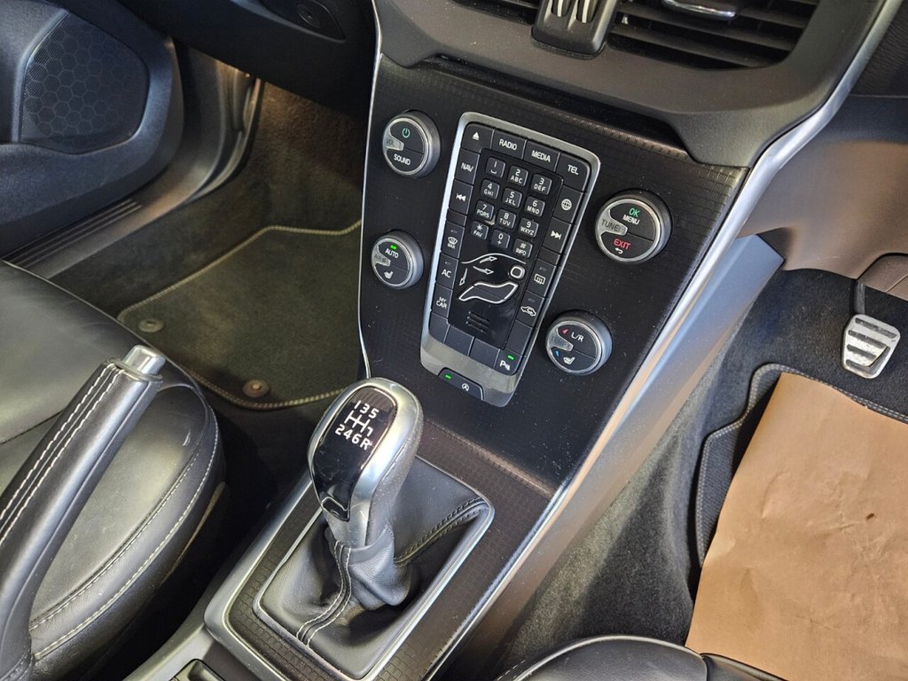 Used Volvo V40 2017 for sale - 77172186: Photo 17