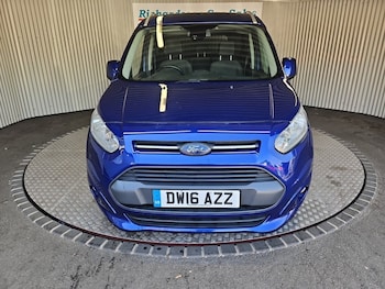 Used Ford Grand Tourneo Connect 2016 for sale - 79518447: Photo