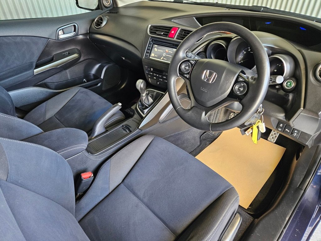 Used Honda Civic 2014 for sale - 77572035: Photo 23