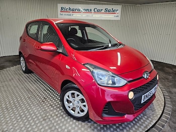 Used Hyundai i10 2018 for sale - 77027491: Photo