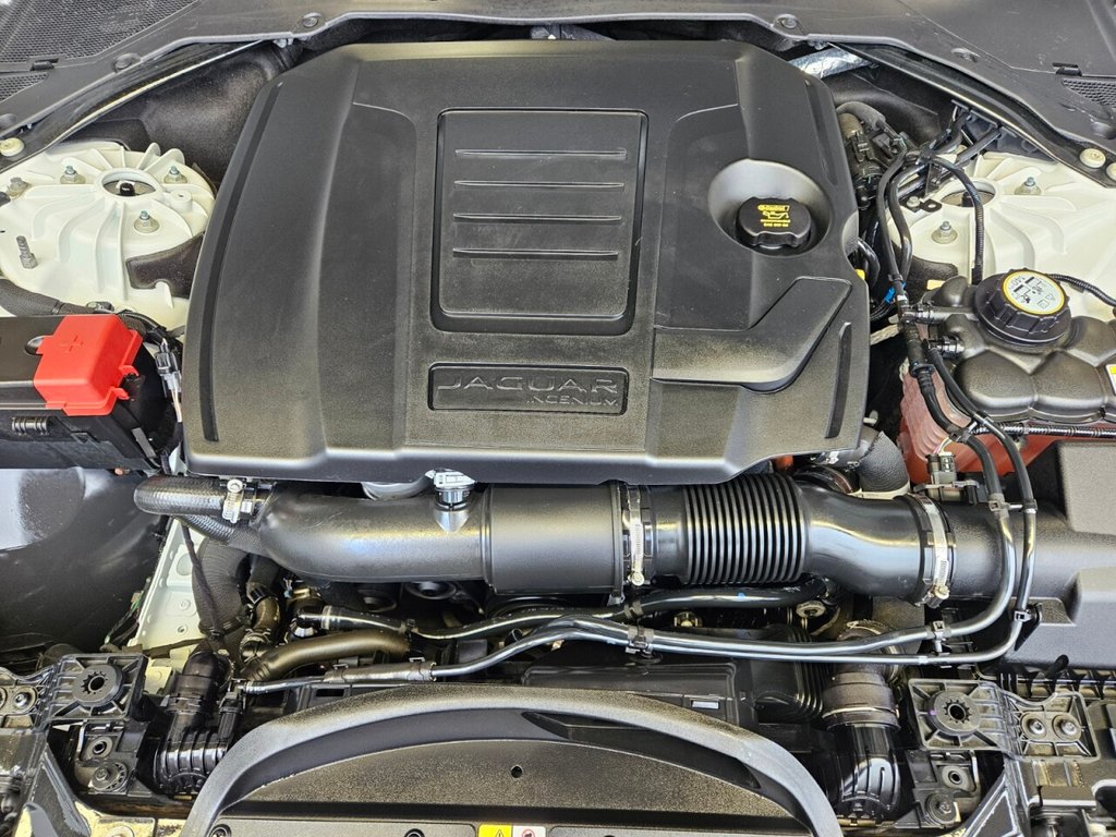 Used Jaguar XE 2019 for sale - 78097156: Photo 10