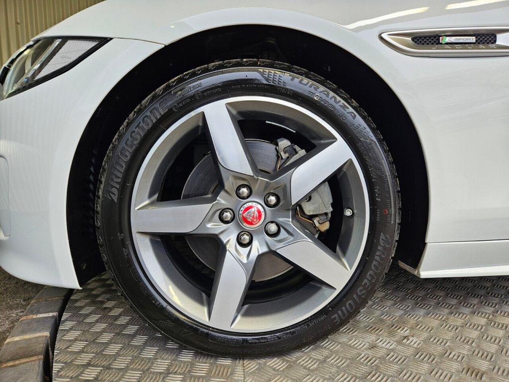 Used Jaguar XE 2019 for sale - 78097156: Photo 14