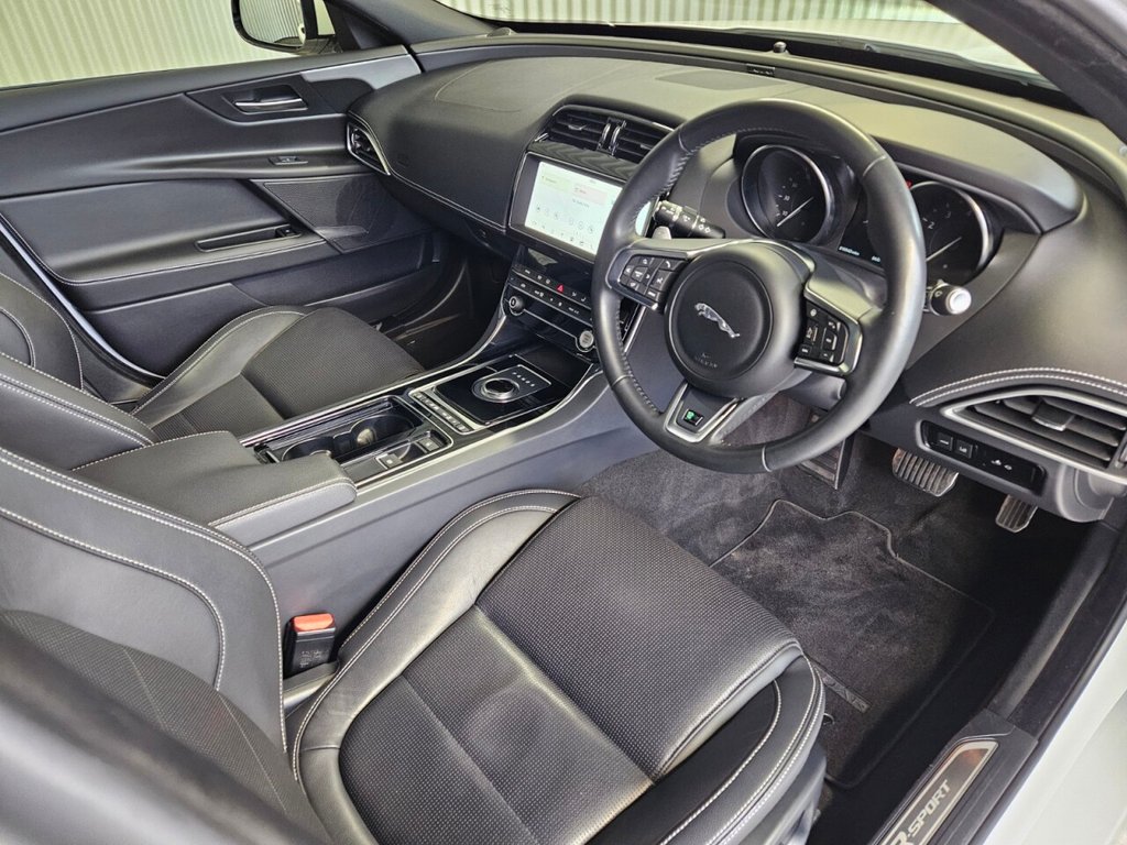 Used Jaguar XE 2019 for sale - 78097156: Photo 27