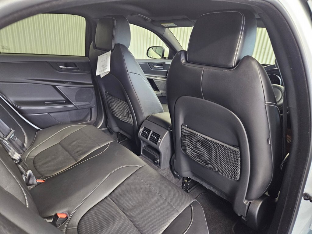 Used Jaguar XE 2019 for sale - 78097156: Photo 32
