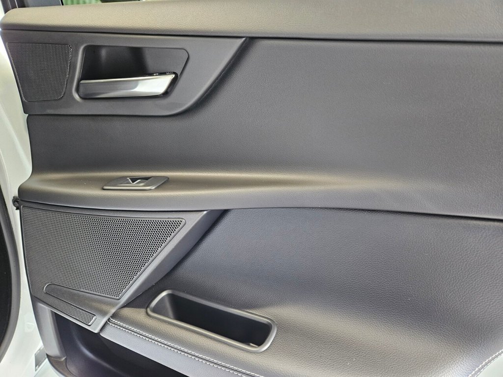 Used Jaguar XE 2019 for sale - 78097156: Photo 35