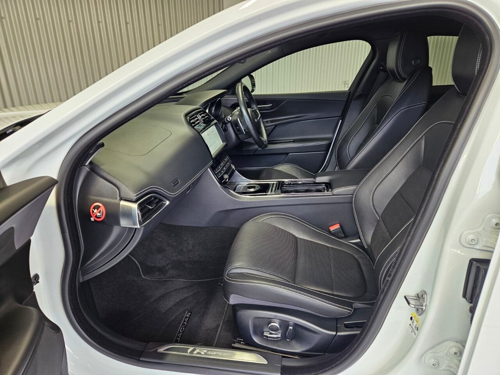 Used Jaguar XE 2019 for sale - 78097156: Photo 41