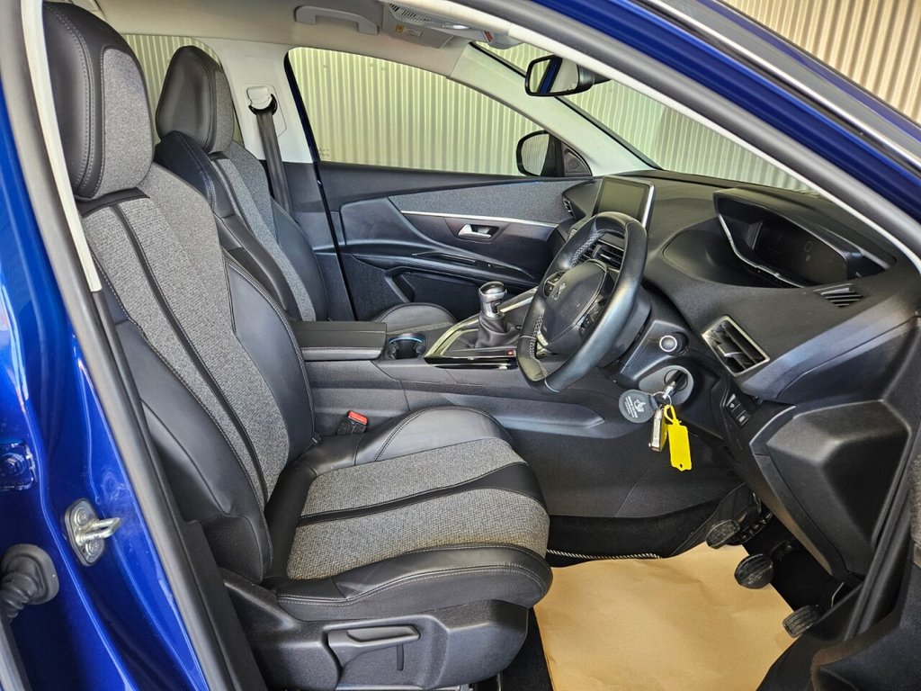 Used Peugeot 3008 2017 for sale - 77765268: Photo 25