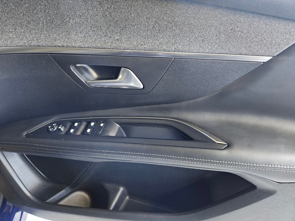 Used Peugeot 3008 2017 for sale - 77765268: Photo 27