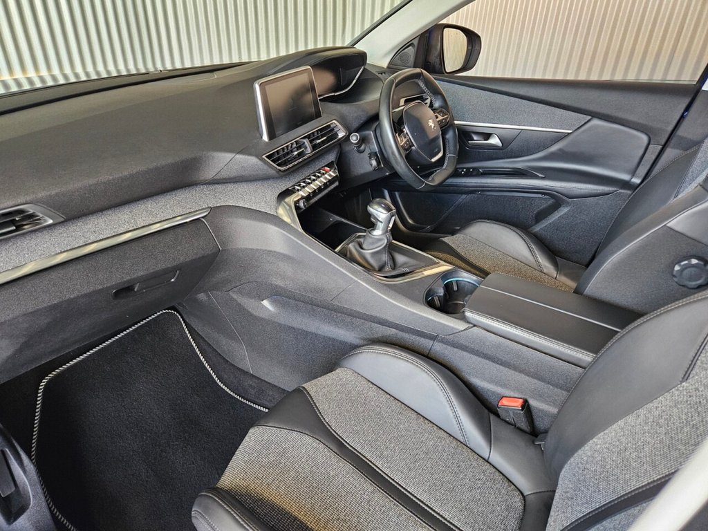 Used Peugeot 3008 2017 for sale - 77765268: Photo 36