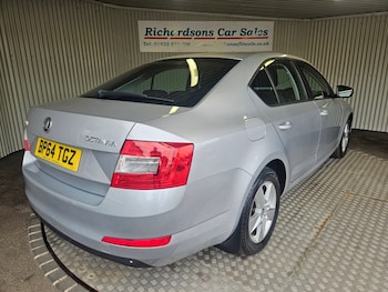 Used Skoda Octavia 2015 for sale - 78781115: Photo