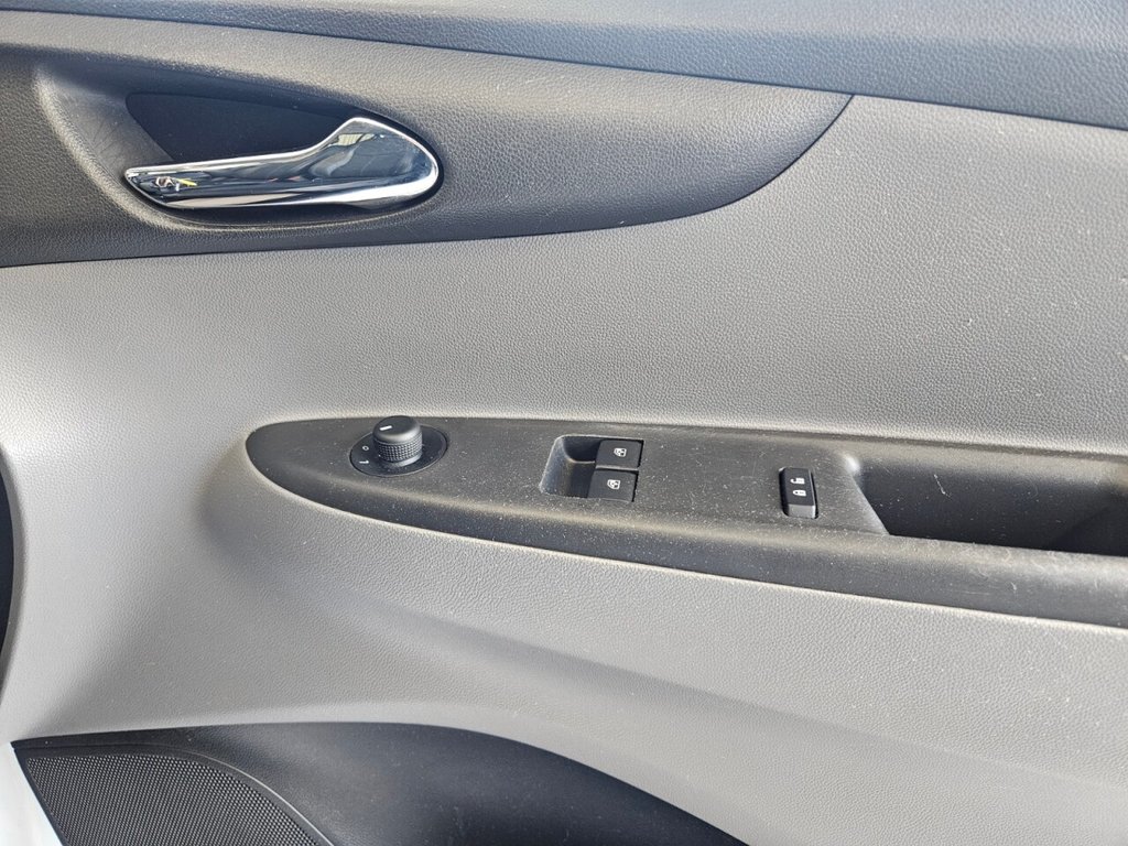 Used Vauxhall Viva 2016 for sale - 76119313: Photo 22