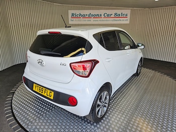 Used Hyundai i10 2019 for sale - 75548629: Photo