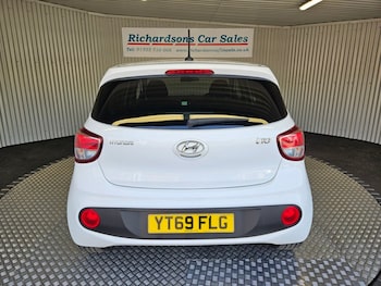 Used Hyundai i10 2019 for sale - 75548629: Photo