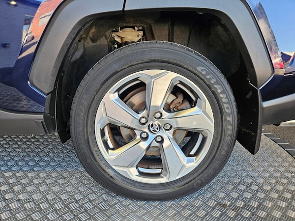 Used Toyota RAV4 2020 for sale - 76028998: Photo 15