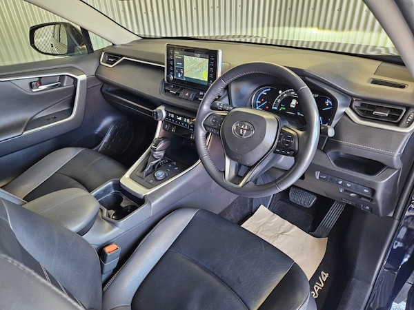 Used Toyota RAV4 2020 for sale - 76028998: Photo 28