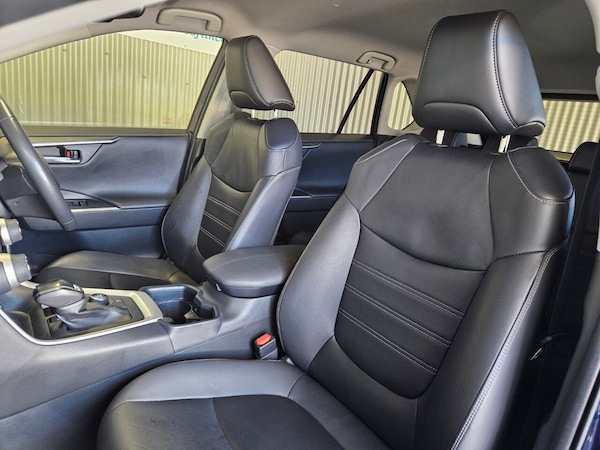 Used Toyota RAV4 2020 for sale - 76028998: Photo 38