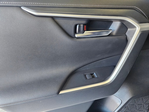 Used Toyota RAV4 2020 for sale - 76028998: Photo 44