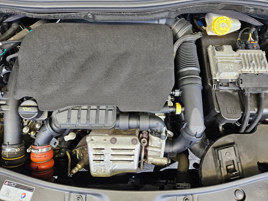 Used Peugeot 2008 2018 for sale - 76406551: Photo 11