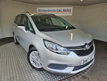 2017 (67) - 1.4T Design 5dr