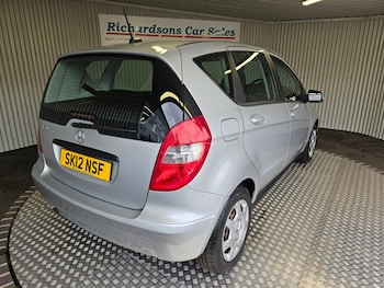 Used Mercedes-Benz A-Class 2012 for sale - 75630528: Photo