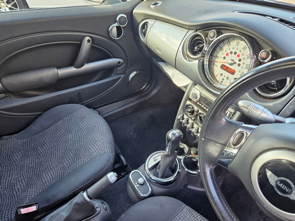 Used MINI Hatch 2002 for sale - 76056789: Photo 10