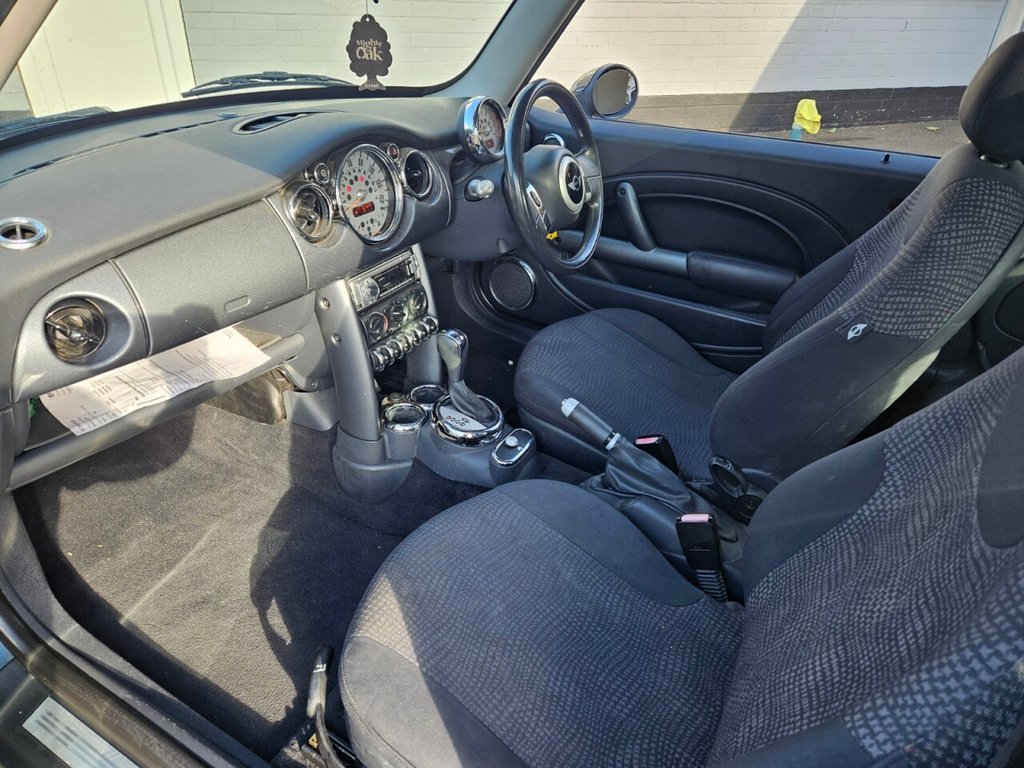 Used MINI Hatch 2002 for sale - 76056789: Photo 14