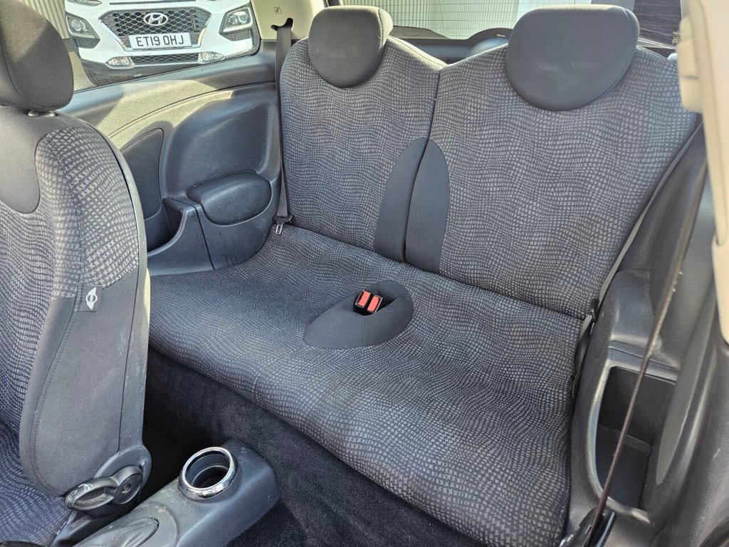 Used MINI Hatch 2002 for sale - 76056789: Photo 16