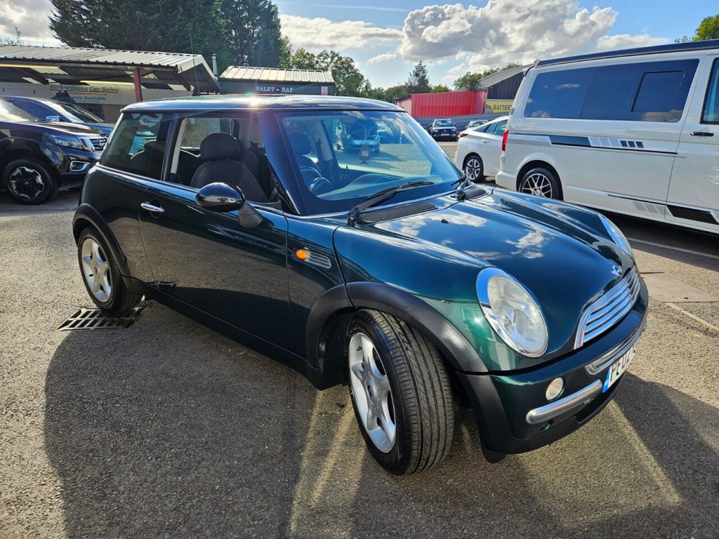 Used MINI Hatch 2002 for sale - 76056789: Photo 2