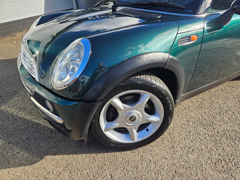 Used MINI Hatch 2002 for sale - 76056789: Photo 5