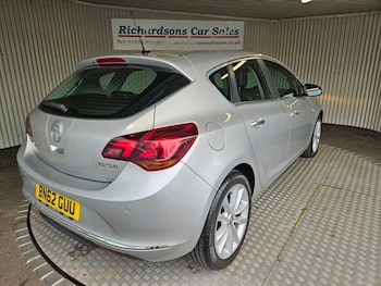 Used Vauxhall Astra 2012 for sale - 78330406: Photo
