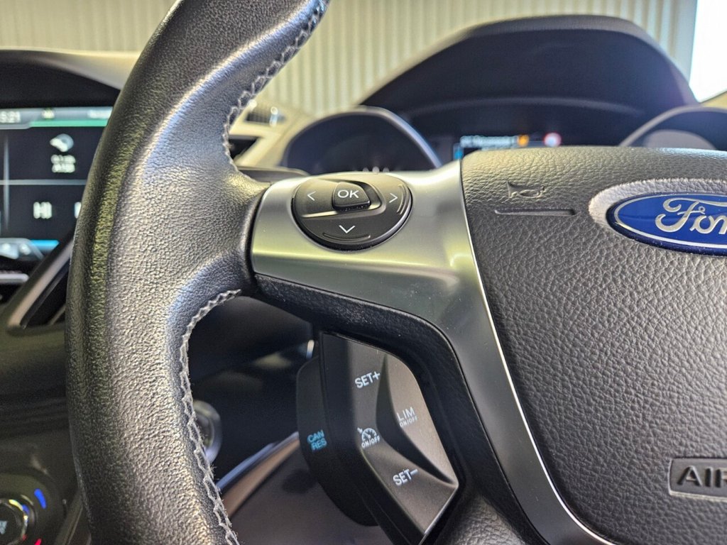 Used Ford Kuga 2015 for sale - 76642417: Photo 13