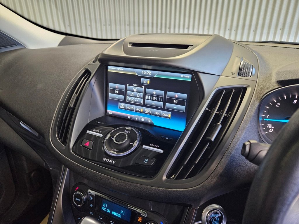 Used Ford Kuga 2015 for sale - 76642417: Photo 21