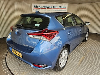 Used Toyota Auris 2015 for sale - 78583169: Photo