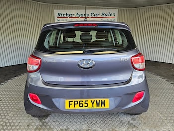 Used Hyundai i10 2015 for sale - 78582984: Photo