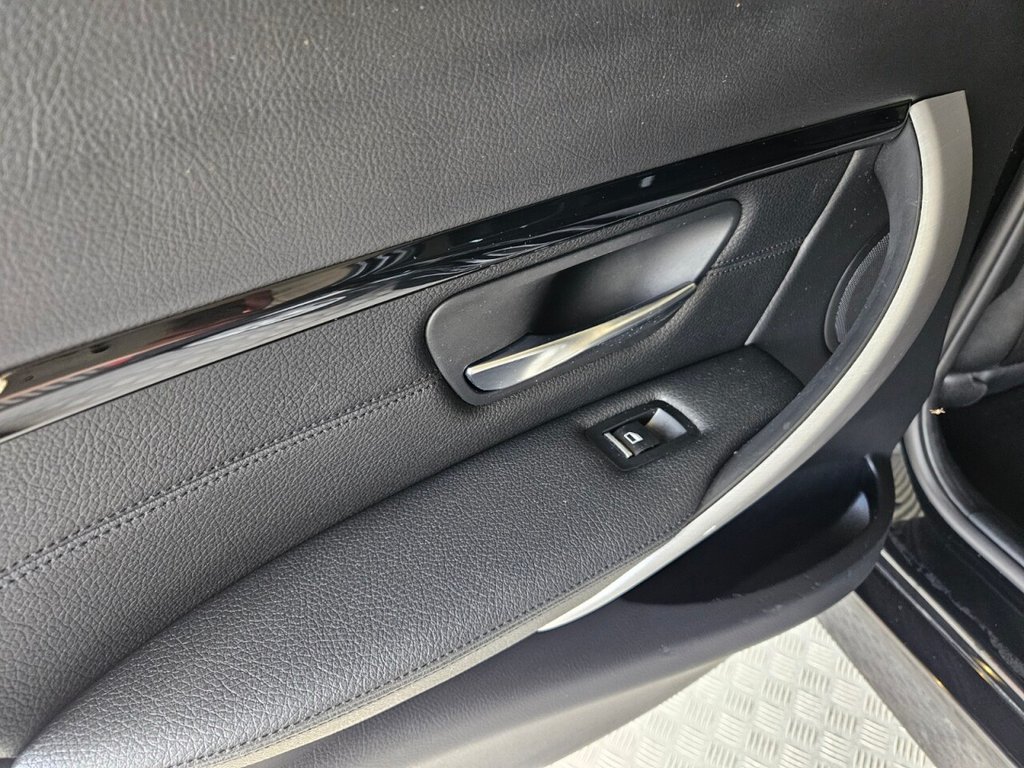 Used BMW 3 Series 2018 for sale - 77734709: Photo 35